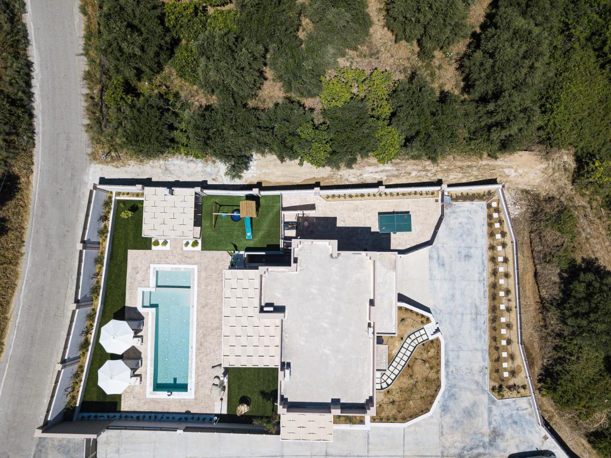 Koin Villa Sunset, With Heated Pool & Whirlpool, By Thinkvilla Perama  Экстерьер фото